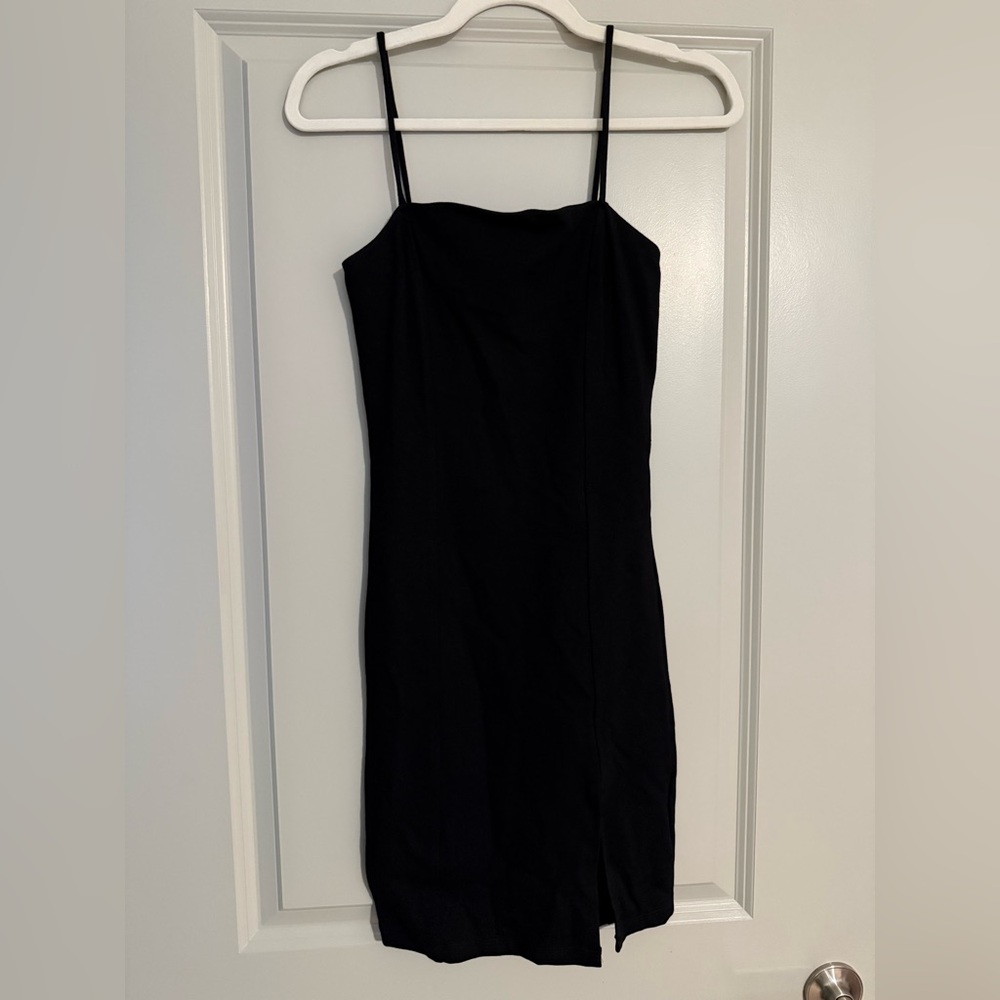Forever 21 Elegant Black Spaghetti Strap Dress